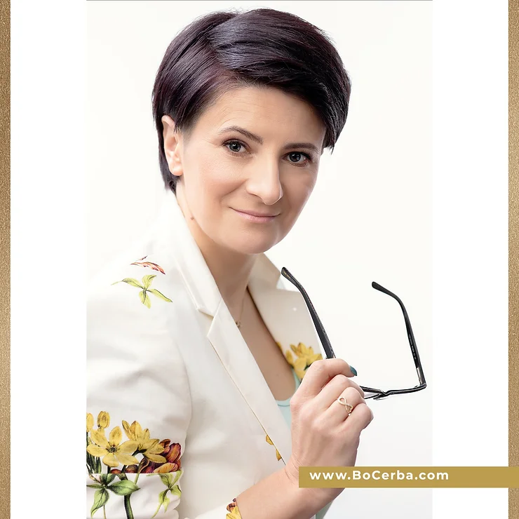 co-z-rękami-na-zdjęciach-biznesowych