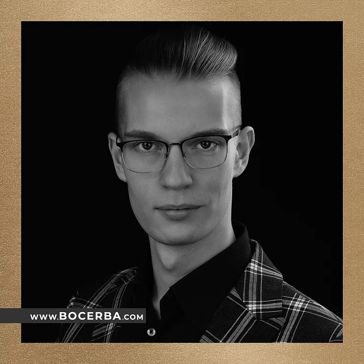 czarno-biale-zdjecie-biznesowe-fotograf-krakow