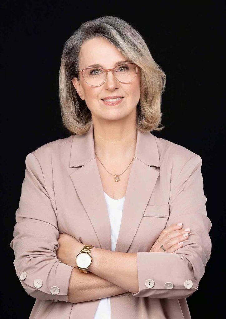 Zdjęcie do profilu LinkedIn z akcentem profesjonalizmu – BoCerba Photography - Bożena Cerba, Kraków